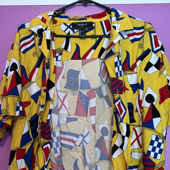 ✨ Festive Forever 21 Men button up shirt Large ✨ - Picture 4 of 4